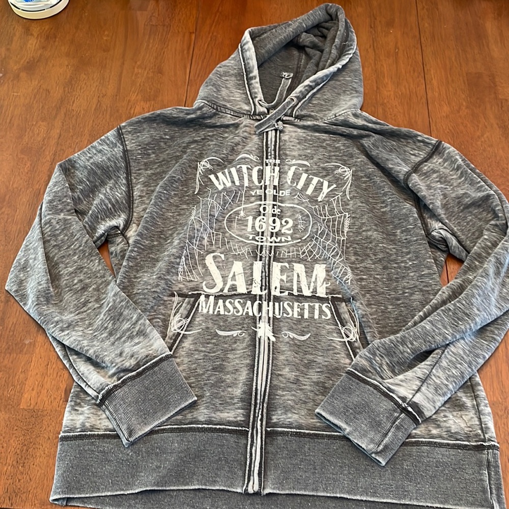 Salem MA Hooded Sweatshirt